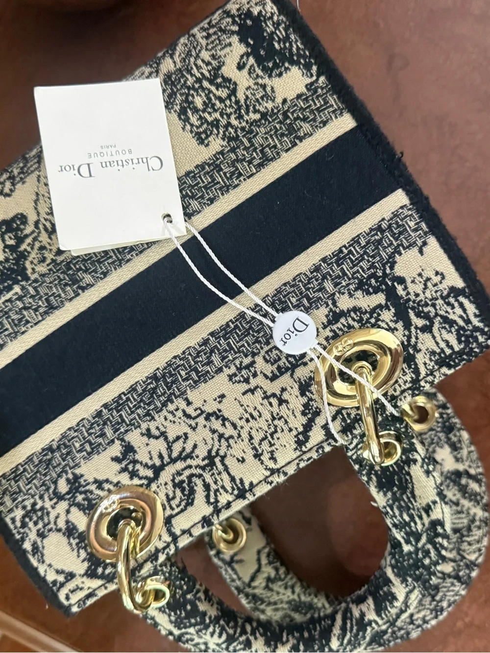 Two purses excellent condition